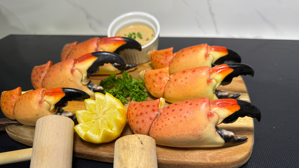 What Makes a Stone Crab Claw Premium vs. Standard