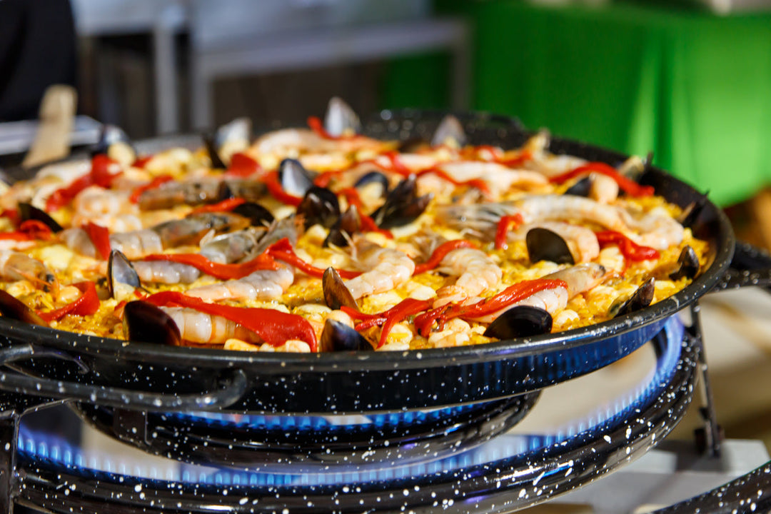 Spicy Stone Crab and Chorizo Paella Recipe